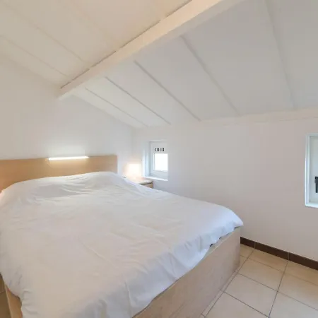 Casa de Férias Noordzeepark Zeewind 2-4 By Interhome